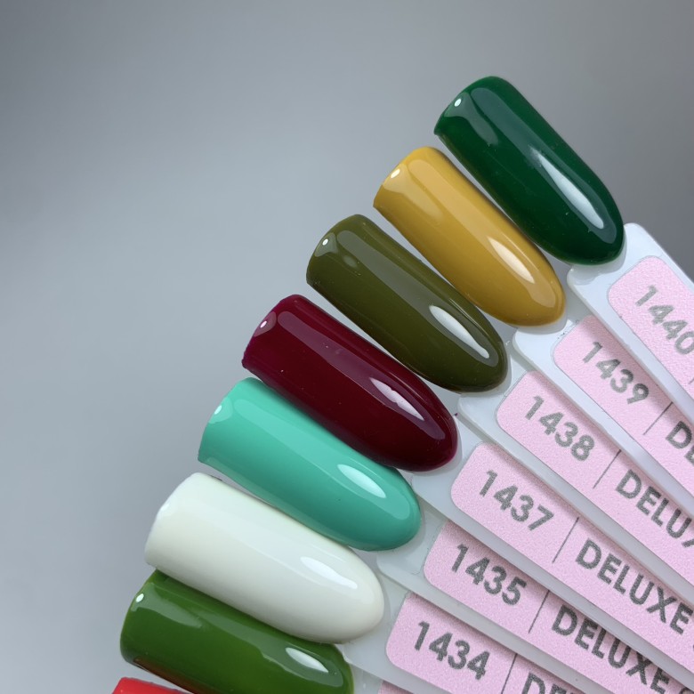 1437 Deluxe Gel Polish